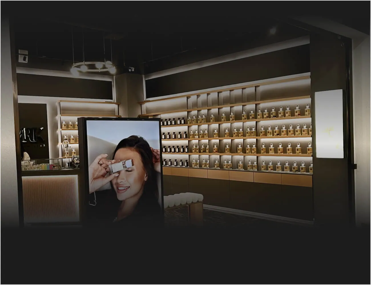 MRK Parfum Club boutique interior
